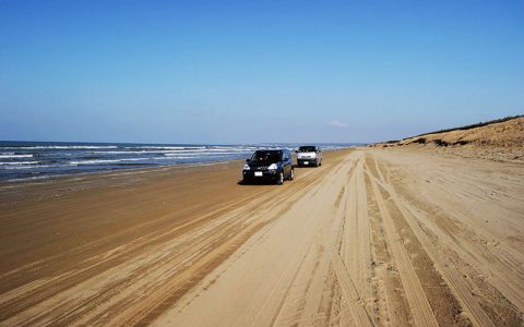 Chirihama beach driveway