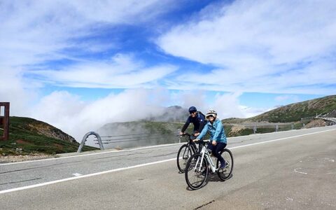 Hida-Furukawa & Mt. Anbou Ebike & Hike Private Tour in Gifu