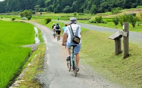 Tour du Lac Biwa “Local farmhouse visit & lunch cooking”